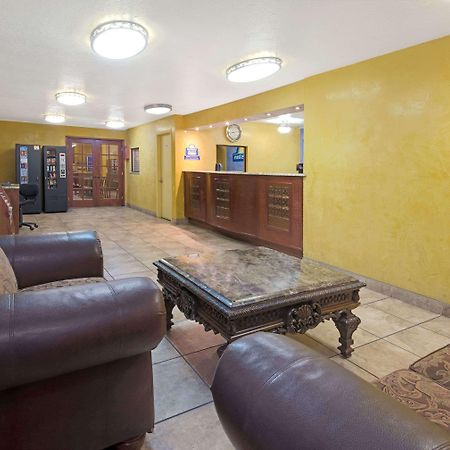 Days Inn By Wyndham East Albuquerque Kültér fotó