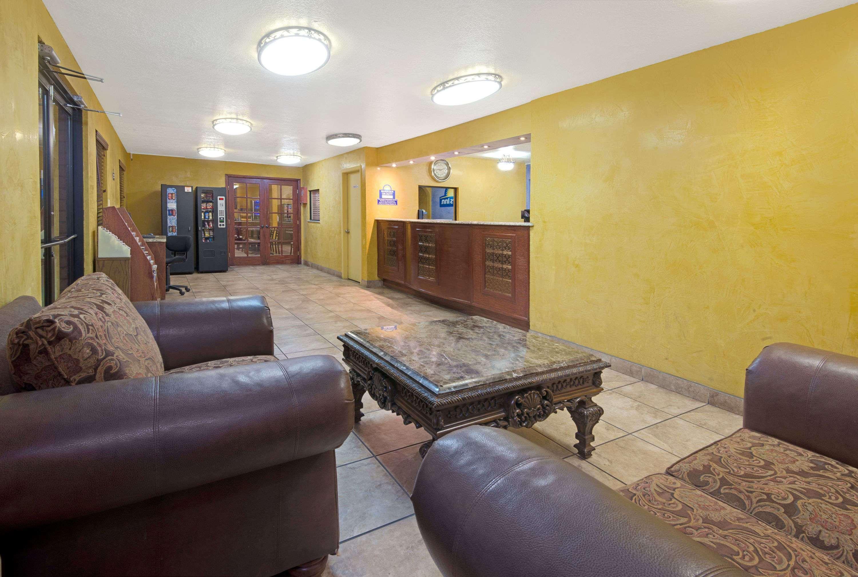 Days Inn By Wyndham East Albuquerque Kültér fotó