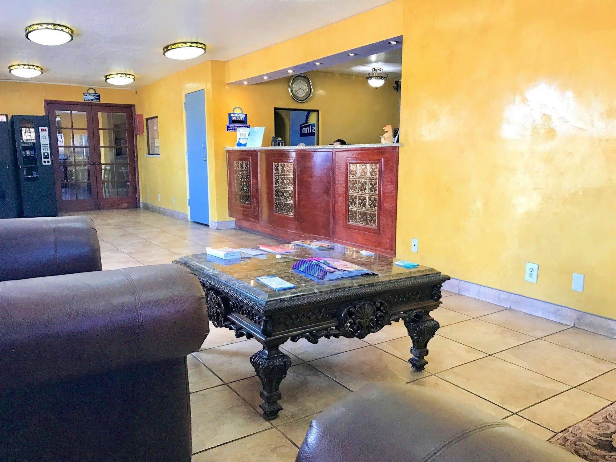 Days Inn By Wyndham East Albuquerque Kültér fotó